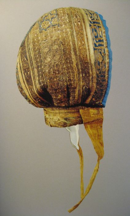 Cofia, infante Fernando, 1211 AD, Spain, Museo de Burgos