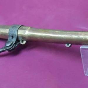 03-156-640x352-rucni-kanon-26cm-delka-4kg-vaha-6cm-prumer.jpg